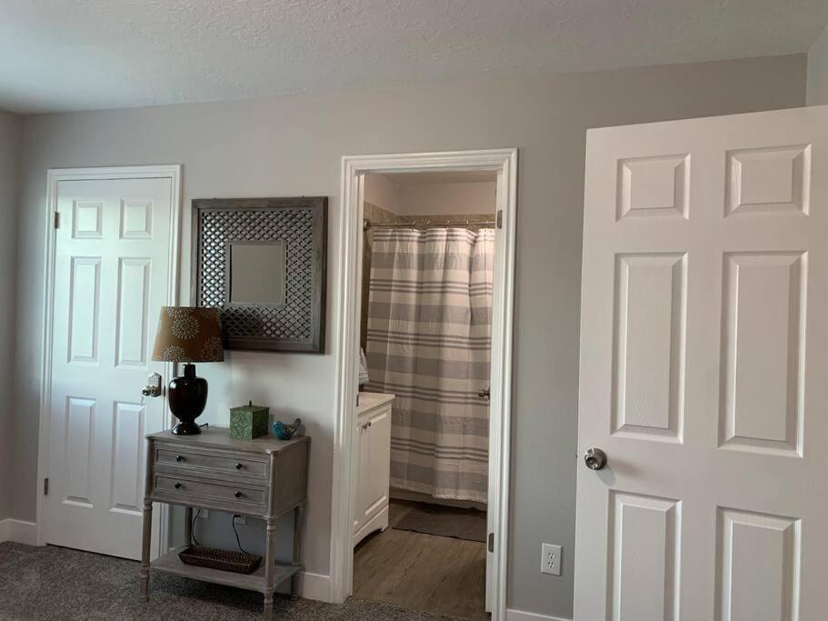 Apartment With A Mountain View Pleasant Grove
